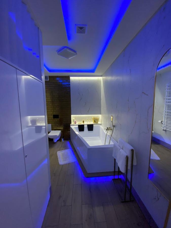 Apartament "Love" Centrum Z Duza Wanna Dla Dwojga Γκνιέζνο Εξωτερικό φωτογραφία