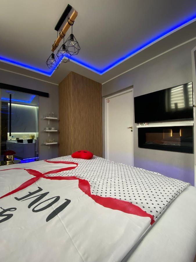 Apartament "Love" Centrum Z Duza Wanna Dla Dwojga Γκνιέζνο Εξωτερικό φωτογραφία